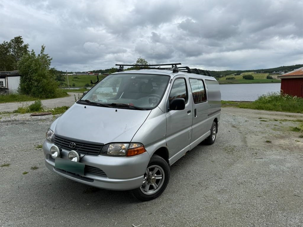 Toyota Hiace 4x4 - Crew cab van: picture 1 Toyota Hiace 4x4 - Crew cab van: picture 1