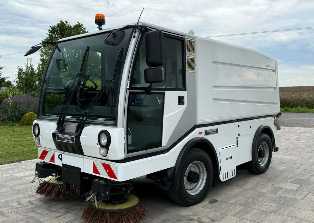 Inny Bucher Citycat 5000 - Refuse truck: picture 3 Inny Bucher Citycat 5000 - Refuse truck: picture 3
