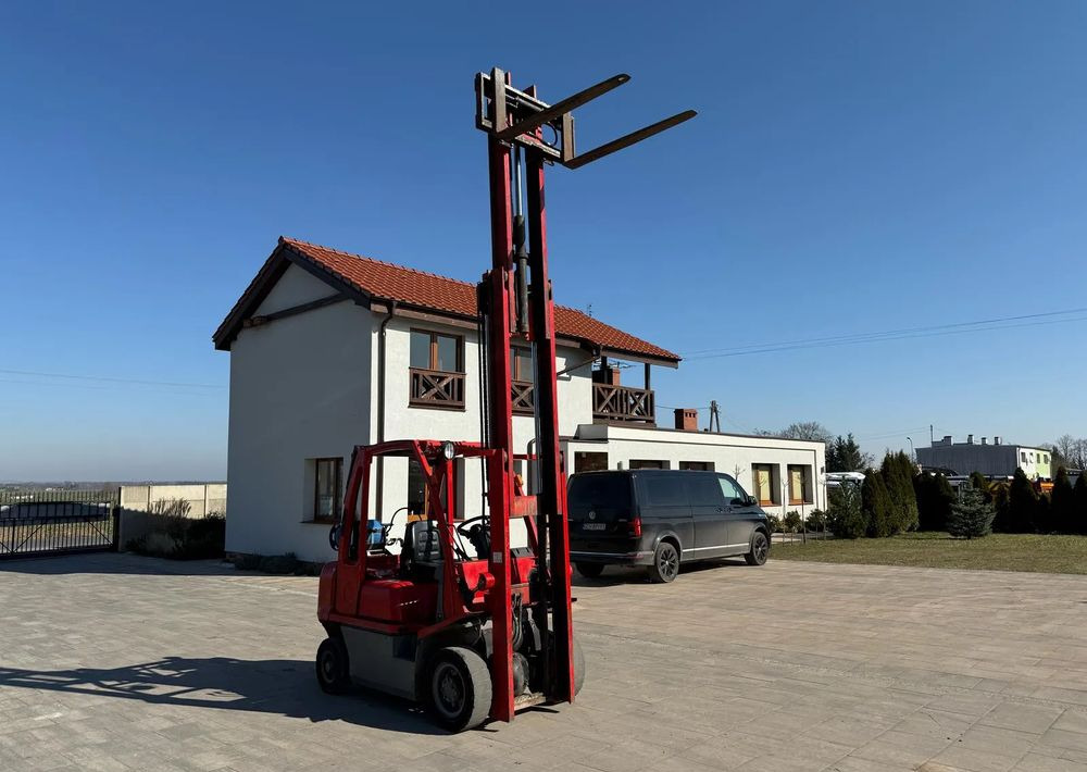 Nissan U1D2A25LQ - LPG forklift: picture 1 Nissan U1D2A25LQ - LPG forklift: picture 1