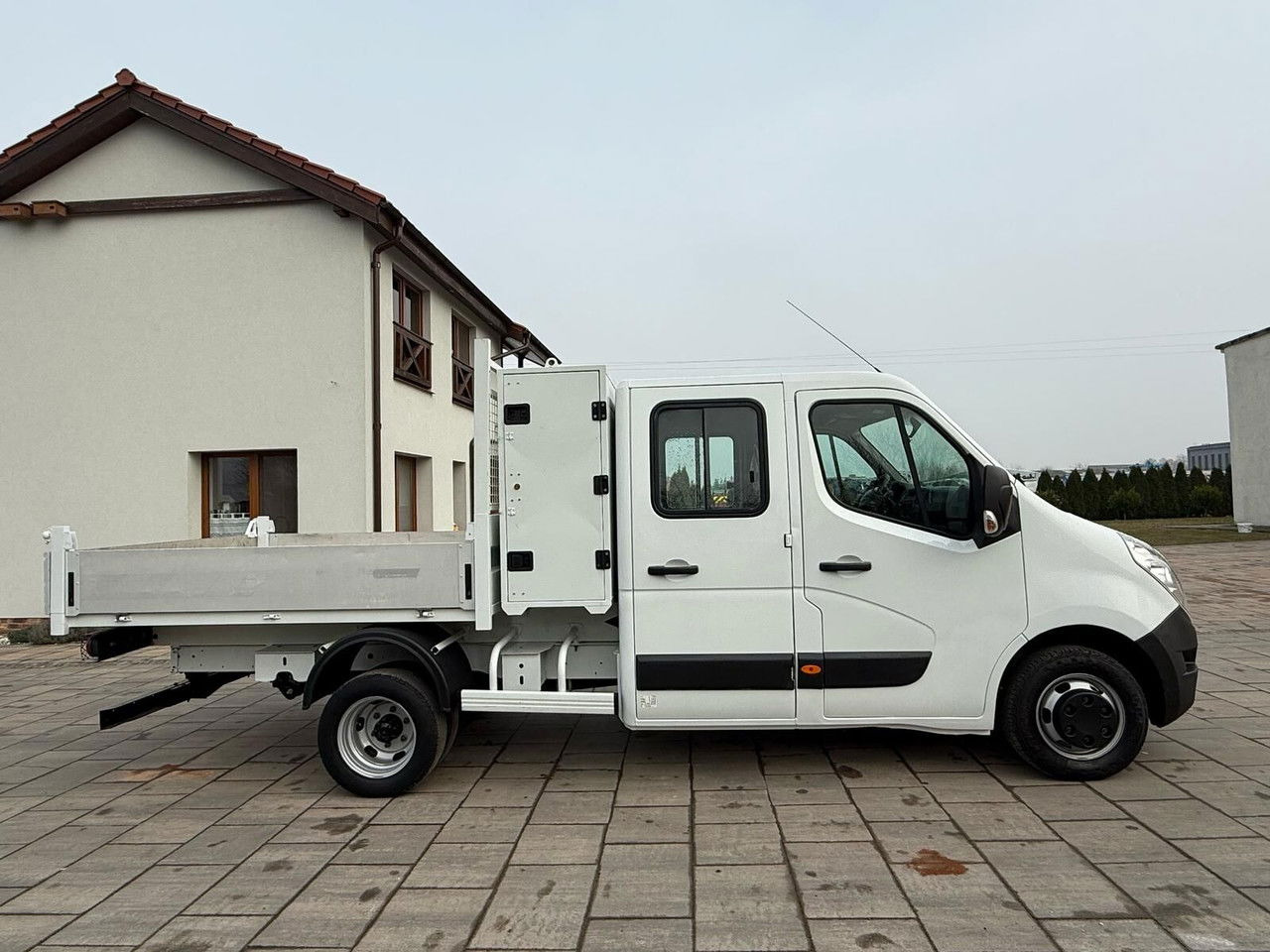 Renault Master - Open body delivery van: picture 4 Renault Master - Open body delivery van: picture 4