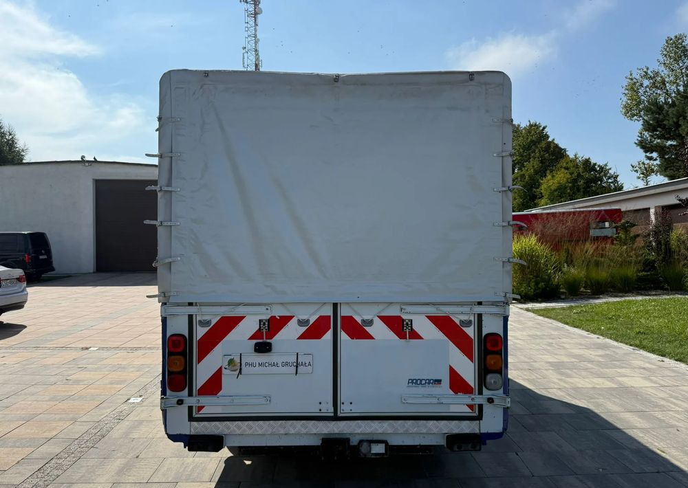 Renault Master - Crew cab van: picture 5 Renault Master - Crew cab van: picture 5