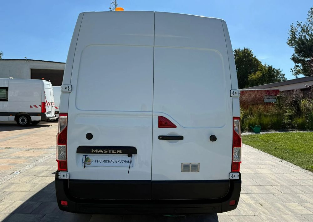 Renault Master - Crew cab van: picture 5 Renault Master - Crew cab van: picture 5