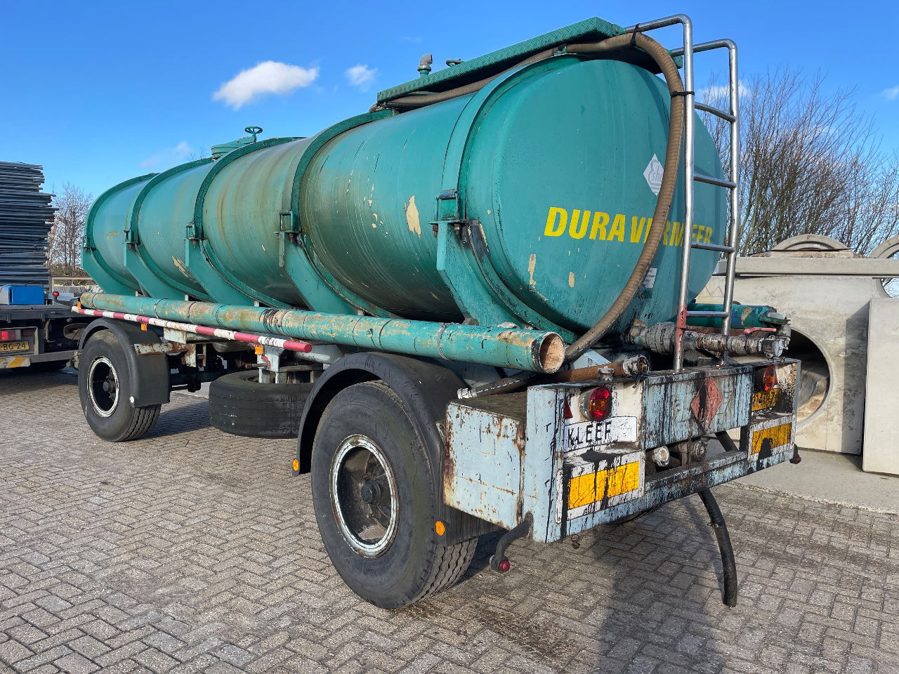 Burg Bitumen tank inox 14.000L - Tanker trailer: picture 2 Burg Bitumen tank inox 14.000L - Tanker trailer: picture 2