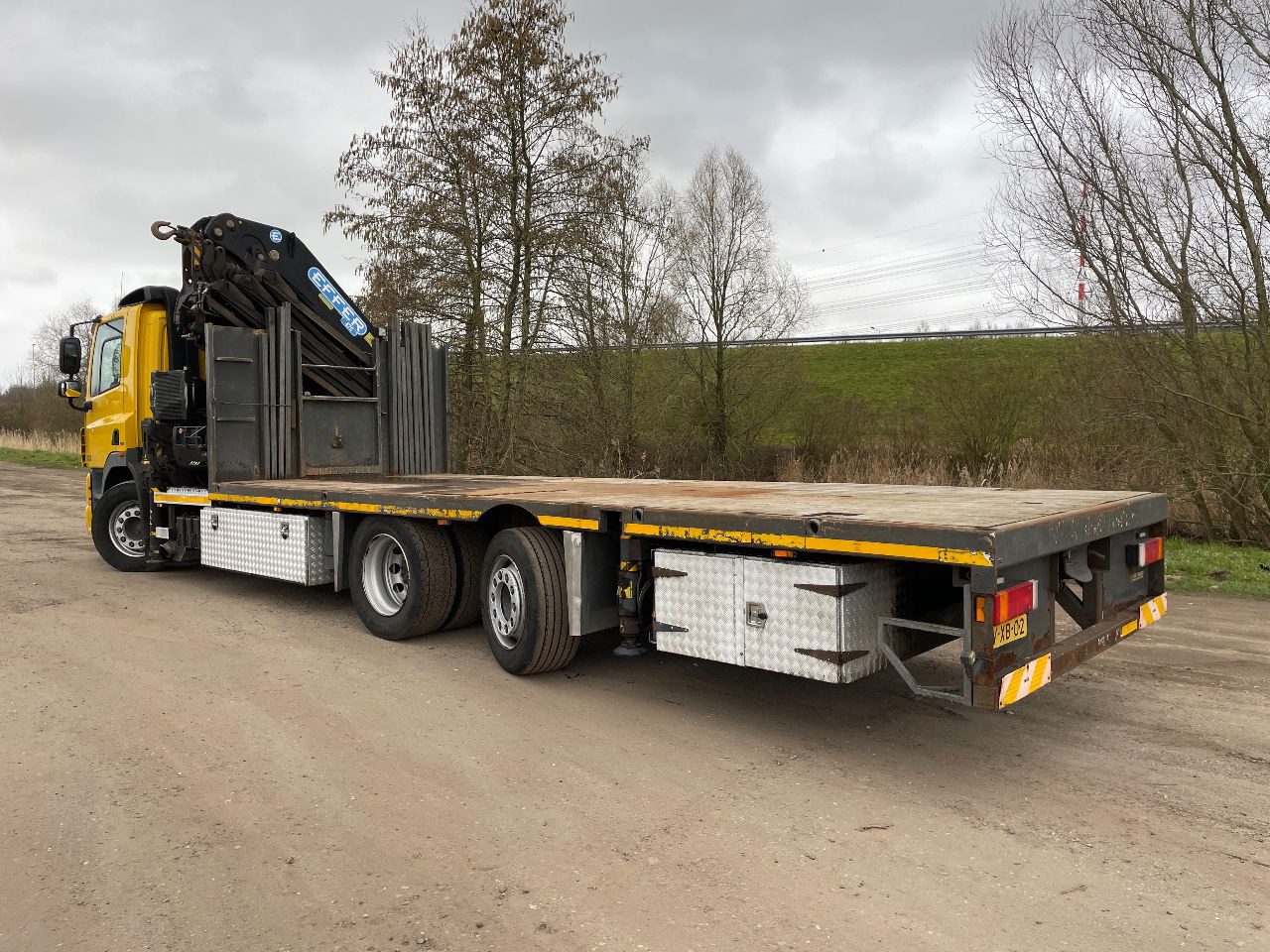 DAF 85.410 Met Effer 470 6s laadkraan ladekran loadercrane crane palfinger hiab - Crane truck: picture 3 DAF 85.410 Met Effer 470 6s laadkraan ladekran loadercrane crane palfinger hiab - Crane truck: picture 3