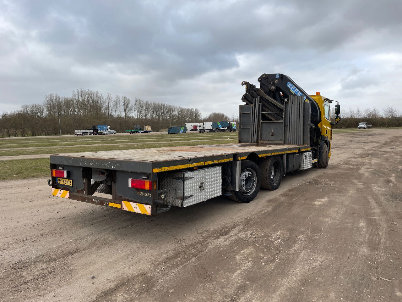 DAF 85.410 Met Effer 470 6s laadkraan ladekran loadercrane crane palfinger hiab - Crane truck: picture 4 DAF 85.410 Met Effer 470 6s laadkraan ladekran loadercrane crane palfinger hiab - Crane truck: picture 4