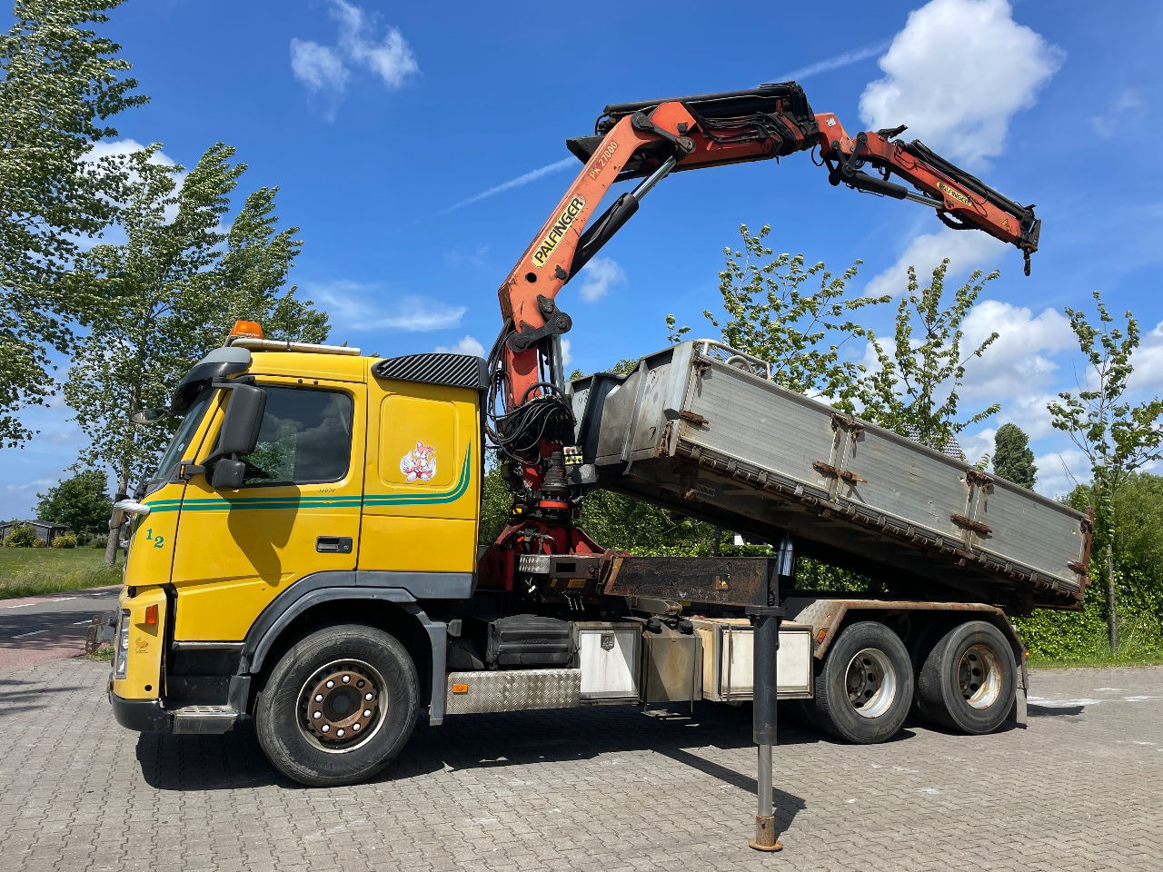 Volvo FM 12.380 .380 with Palfinger PK27000 with jib and tipper box  - Tipper, Crane truck: picture 1 Volvo FM 12.380 .380 with Palfinger PK27000 with jib and tipper box  - Tipper, Crane truck: picture 1