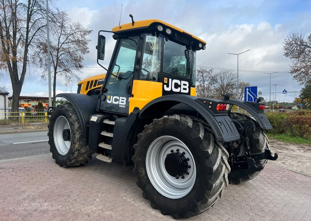 JCB Fastrac 3200 Xtra - Farm tractor: picture 4 JCB Fastrac 3200 Xtra - Farm tractor: picture 4