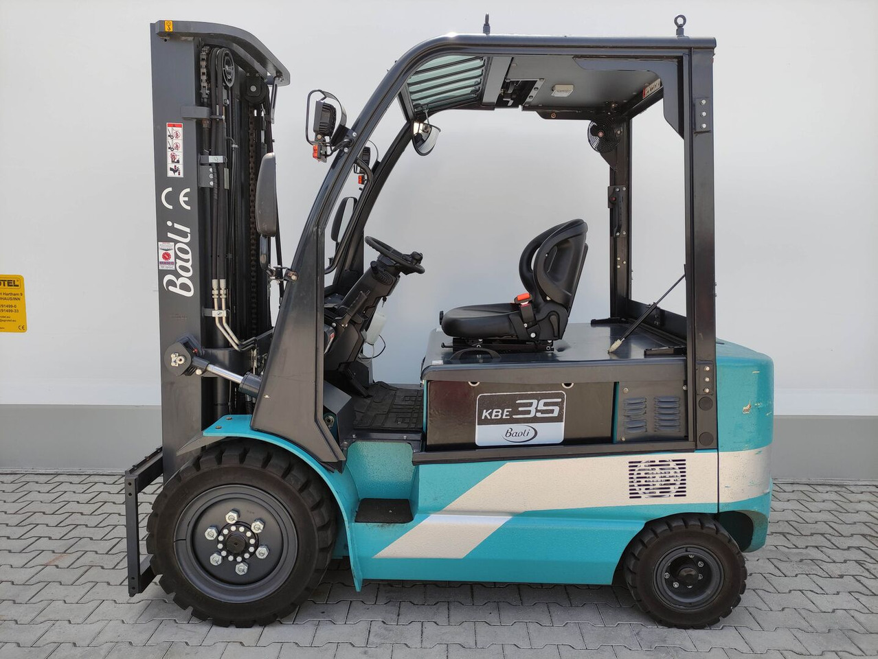Baoli KBE35 - Electric forklift: picture 1 Baoli KBE35 - Electric forklift: picture 1