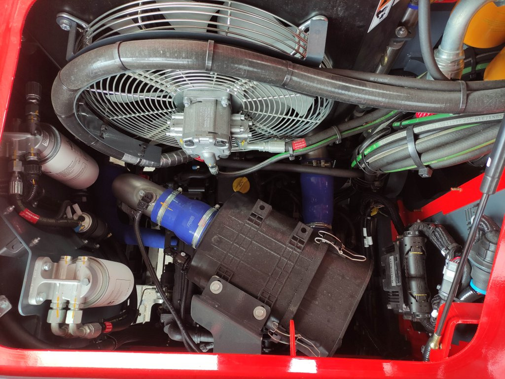 Combilift C6000SL - Side loader: picture 2 Combilift C6000SL - Side loader: picture 2