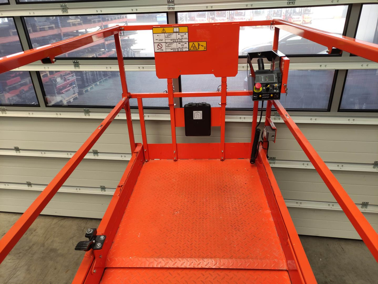JLG R3246 - Scissor lift: picture 5 JLG R3246 - Scissor lift: picture 5