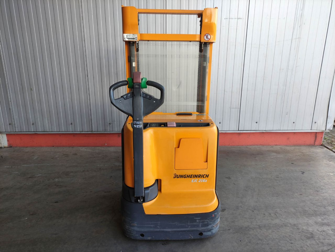 Jungheinrich EJC 216Z - Stacker: picture 4 Jungheinrich EJC 216Z - Stacker: picture 4