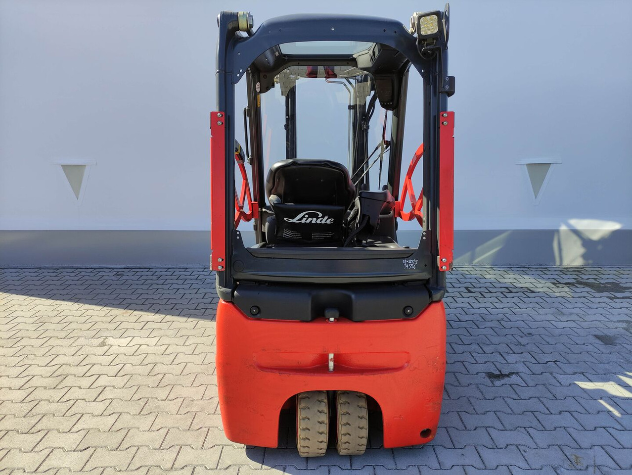 Linde E16-02-EVO-386 - Electric forklift: picture 4 Linde E16-02-EVO-386 - Electric forklift: picture 4