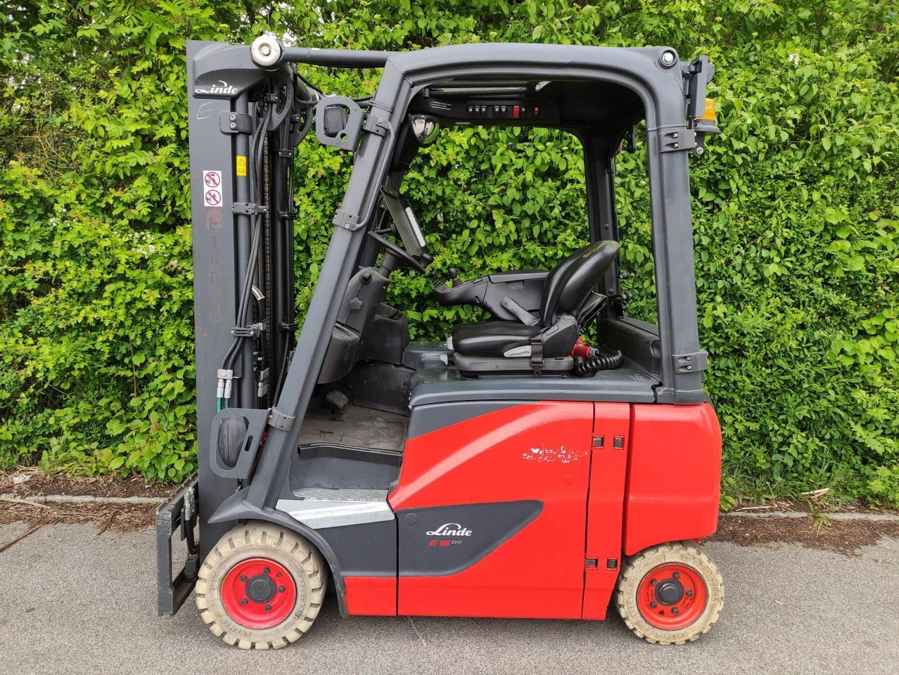 Linde E16PH-02-386-EVO - Electric forklift: picture 1 Linde E16PH-02-386-EVO - Electric forklift: picture 1