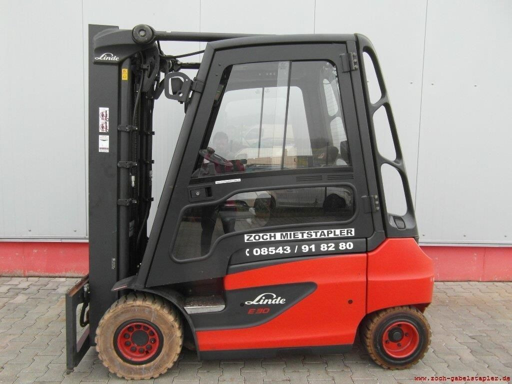 Linde E30-01-387 - Electric forklift: picture 1 Linde E30-01-387 - Electric forklift: picture 1