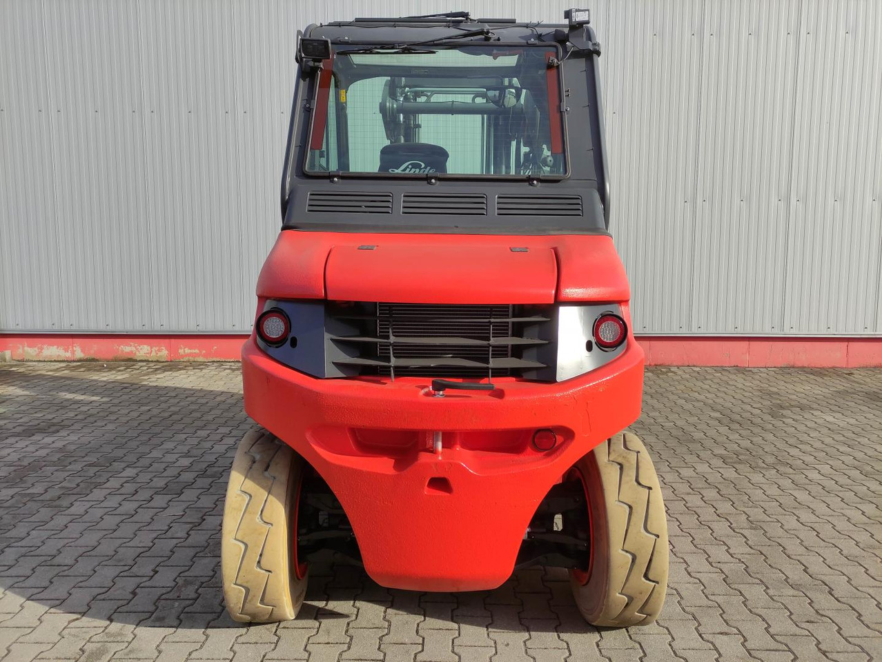 Linde E80-01-127 - Electric forklift: picture 4 Linde E80-01-127 - Electric forklift: picture 4
