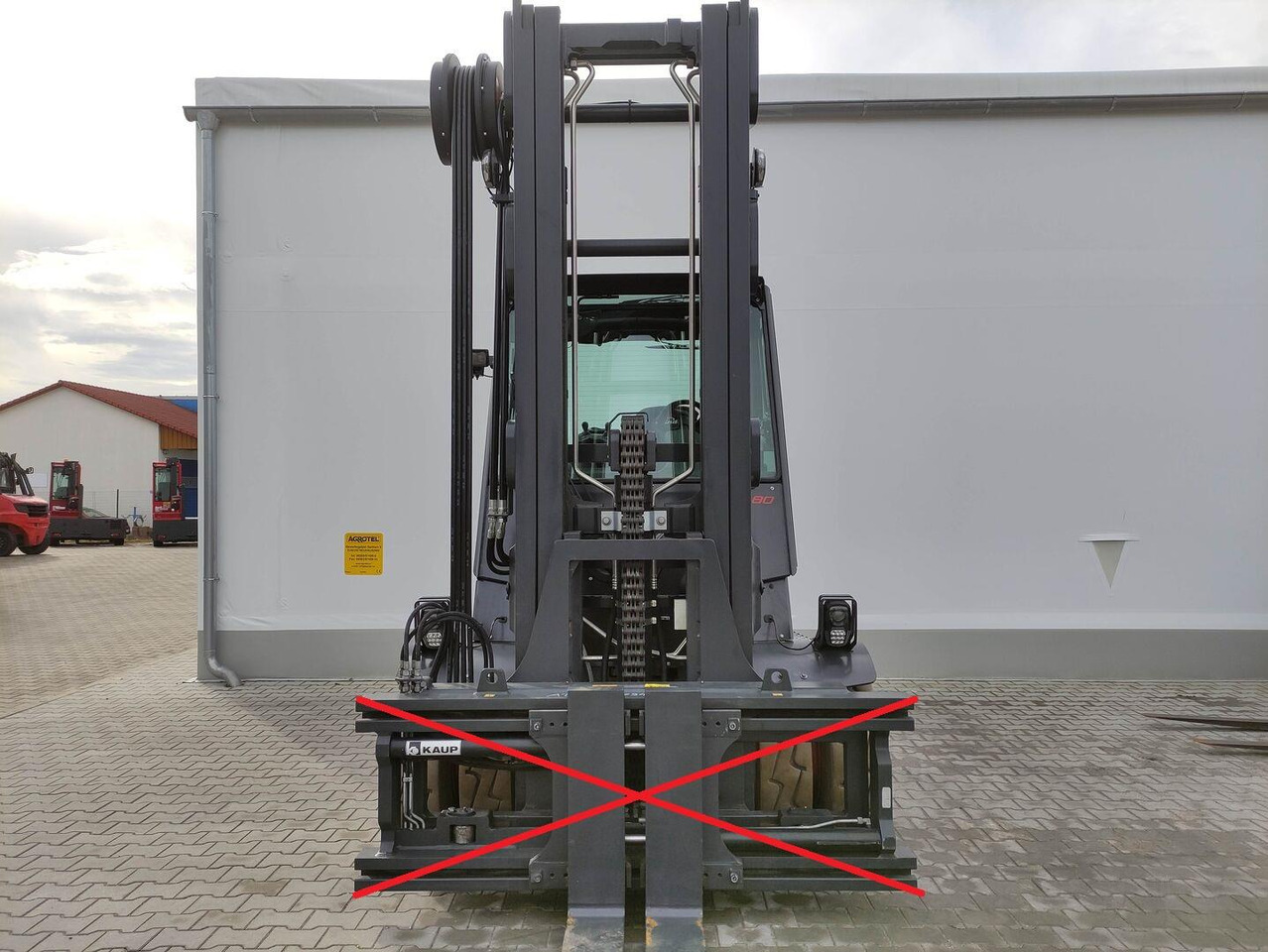 Linde E80-01/900 - Electric forklift: picture 3 Linde E80-01/900 - Electric forklift: picture 3