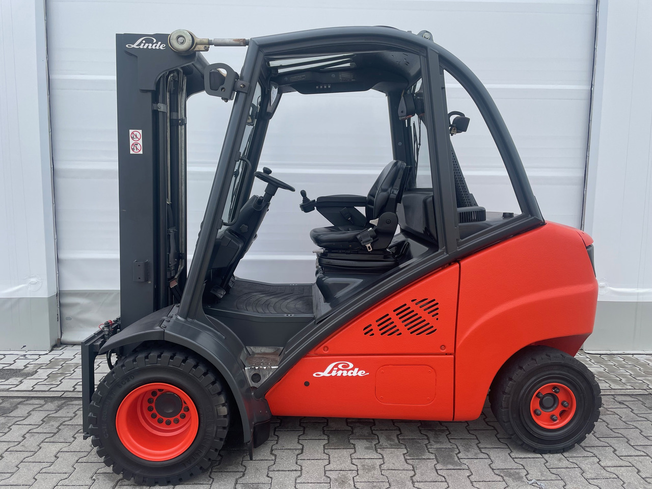 Linde H35D-393 - Diesel forklift: picture 1 Linde H35D-393 - Diesel forklift: picture 1