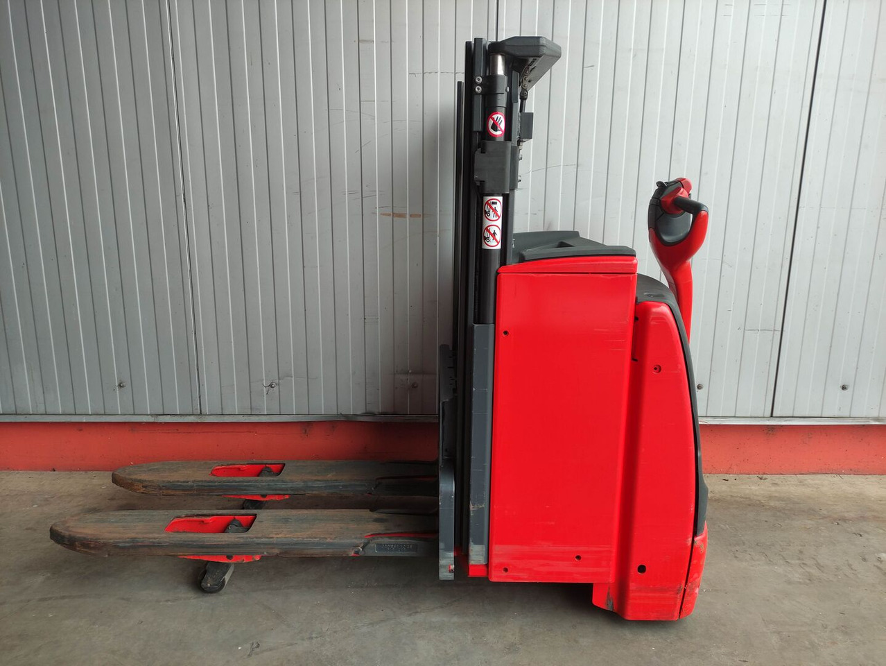 Linde L14i-1173 - Stacker: picture 1 Linde L14i-1173 - Stacker: picture 1