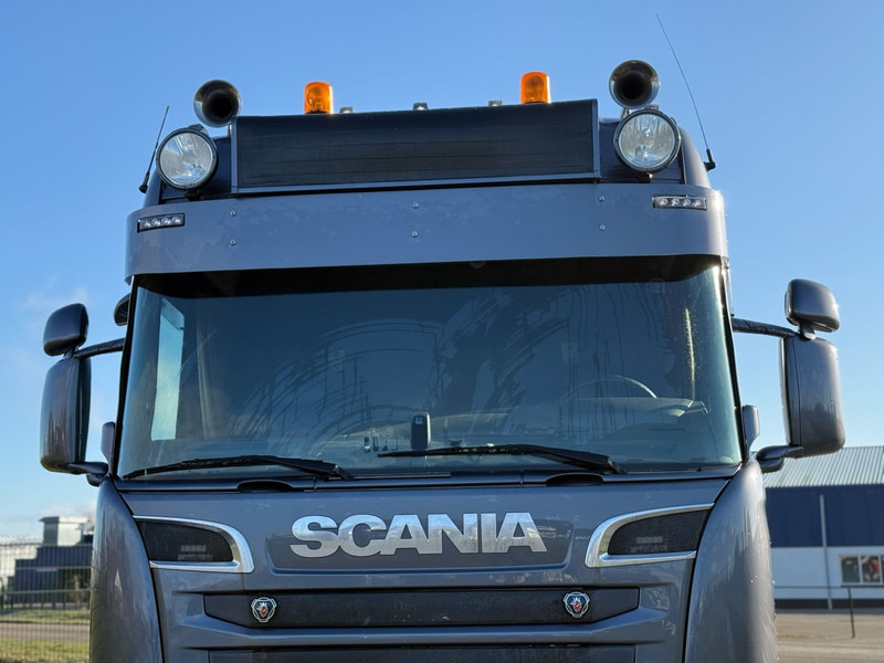 Scania R450 HANDGESCHAKELD, KABELSYSTEEM, ALCOA, LEATHER. - Hook lift truck: picture 5 Scania R450 HANDGESCHAKELD, KABELSYSTEEM, ALCOA, LEATHER. - Hook lift truck: picture 5
