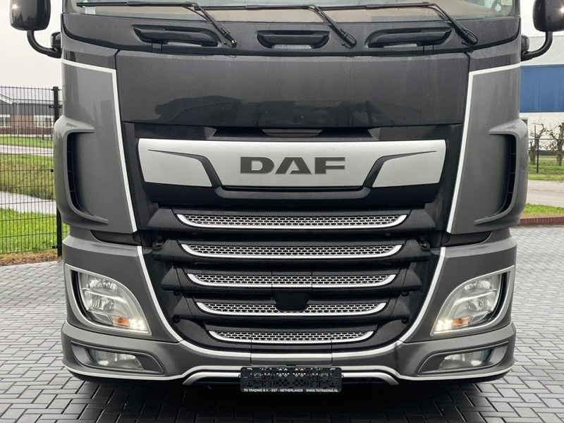 DAF XF 530 BOOGIE, VOLLUCHT, RETARDER, SHOWTRUCK. - Tractor unit: picture 3 DAF XF 530 BOOGIE, VOLLUCHT, RETARDER, SHOWTRUCK. - Tractor unit: picture 3
