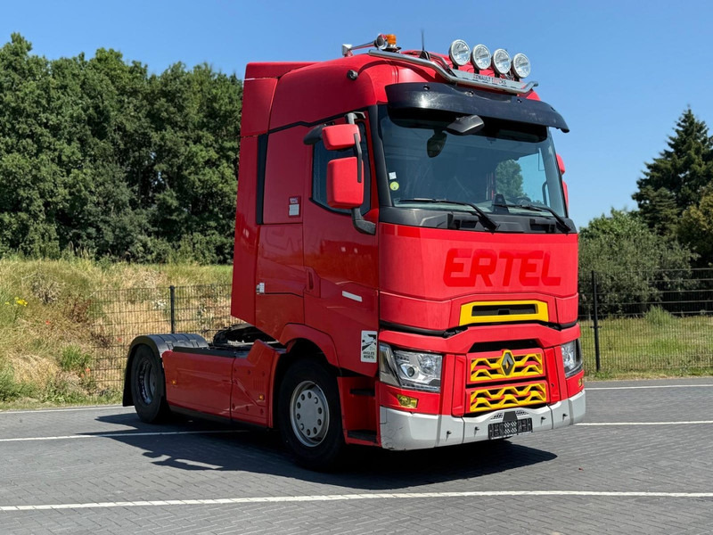 Renault T520 HIGH FULL SPOILER, PARK COOL, STEEL/AIR, 2 TANKS, 2 BEDS, FRIGO - Tractor unit: picture 1 Renault T520 HIGH FULL SPOILER, PARK COOL, STEEL/AIR, 2 TANKS, 2 BEDS, FRIGO - Tractor unit: picture 1
