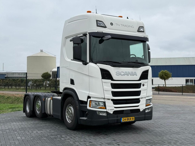 Scania R450 RETARDER, TWEE TANKS, GESTUURDE VOORLOPER, TOP! - Tractor unit: picture 1 Scania R450 RETARDER, TWEE TANKS, GESTUURDE VOORLOPER, TOP! - Tractor unit: picture 1