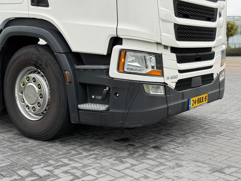 Scania R450 RETARDER, TWEE TANKS, GESTUURDE VOORLOPER, TOP! - Tractor unit: picture 4 Scania R450 RETARDER, TWEE TANKS, GESTUURDE VOORLOPER, TOP! - Tractor unit: picture 4