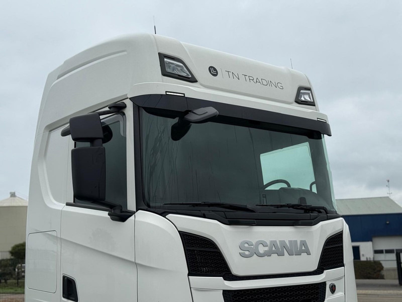 Scania R450 RETARDER, TWEE TANKS, GESTUURDE VOORLOPER, TOP! - Tractor unit: picture 5 Scania R450 RETARDER, TWEE TANKS, GESTUURDE VOORLOPER, TOP! - Tractor unit: picture 5