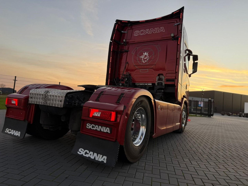 Tractor unit Scania S580 V8 NGS VOLLUCHT, KING OF THE ROAD, HYDRAULIEK, LEER, ALCOA.: picture 10 Tractor unit Scania S580 V8 NGS VOLLUCHT, KING OF THE ROAD, HYDRAULIEK, LEER, ALCOA.: picture 10