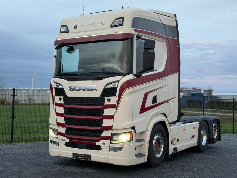 Scania S650 V8 NGS HYDRAULIEK, 3.35WB, VOLLUCHT, ALCOA, KING OF THE ROAD. - Tractor unit: picture 4 Scania S650 V8 NGS HYDRAULIEK, 3.35WB, VOLLUCHT, ALCOA, KING OF THE ROAD. - Tractor unit: picture 4