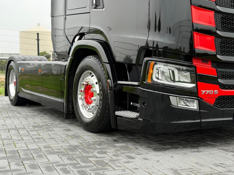 Scania S770 VOLLUCHT, LEER, RETARDER, 2 TANKS, PARK COOL. - Tractor unit: picture 2 Scania S770 VOLLUCHT, LEER, RETARDER, 2 TANKS, PARK COOL. - Tractor unit: picture 2