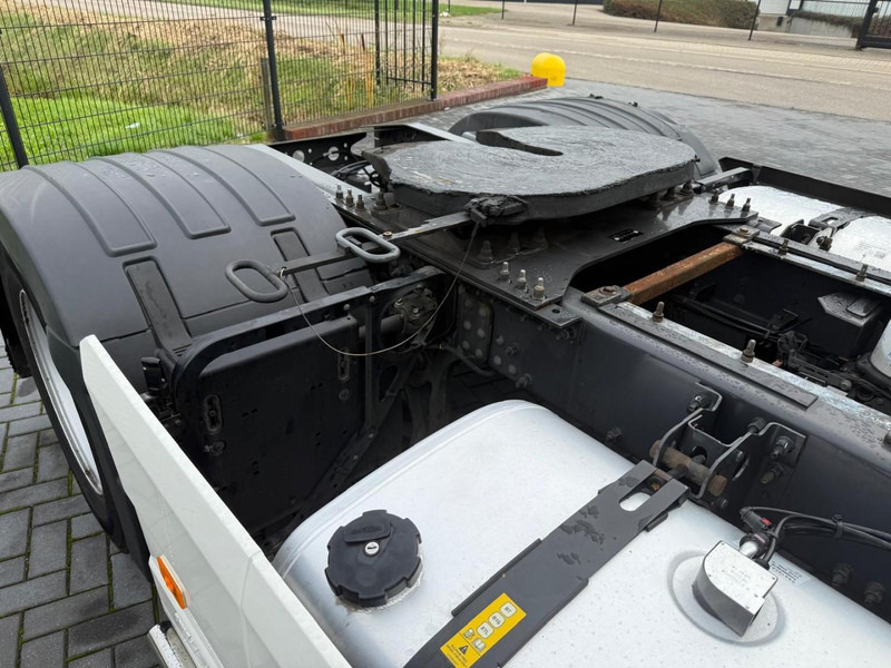 Tractor unit Volvo FH 13.460XL Turbocompound, leer, vollucht, 2 tanks, dubbel glas, vol spoiler.: picture 15