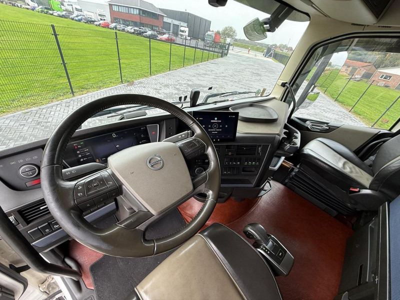 Tractor unit Volvo FH 13.460XL Turbocompound, leer, vollucht, 2 tanks, dubbel glas, vol spoiler.: picture 17