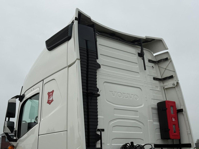 Tractor unit Volvo FH 13.460XL Turbocompound, leer, vollucht, 2 tanks, dubbel glas, vol spoiler.: picture 10