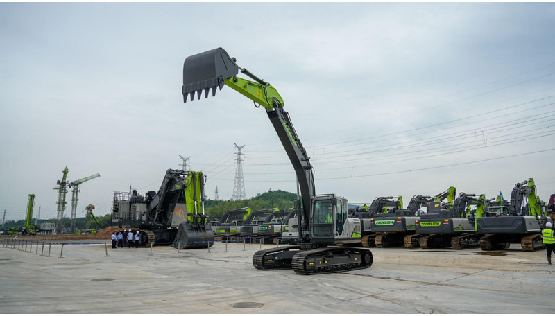 Zoomlion ZE225G *Unused TIER 3* - Crawler excavator: picture 3 Zoomlion ZE225G *Unused TIER 3* - Crawler excavator: picture 3