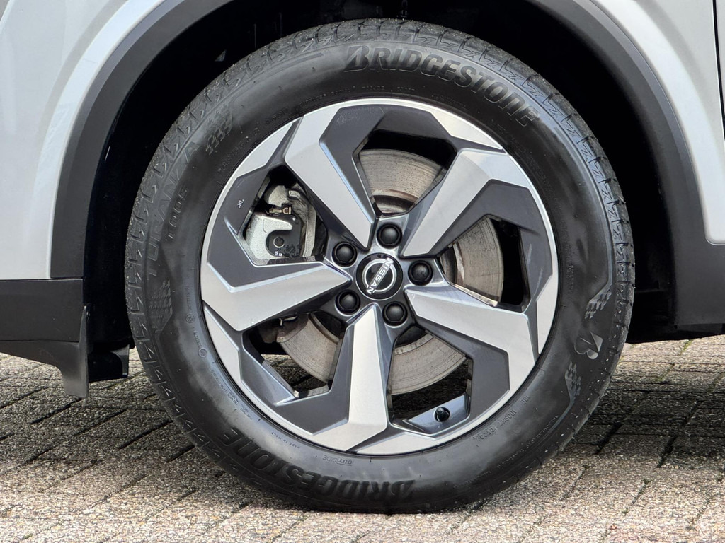 SUV Nissan QASHQAI-1.5 e-Power Business Design Adaptive cruise Climate control Full LED 360 camera Dodehoekdetectie Apple / Android: picture 9 SUV Nissan QASHQAI-1.5 e-Power Business Design Adaptive cruise Climate control Full LED 360 camera Dodehoekdetectie Apple / Android: picture 9