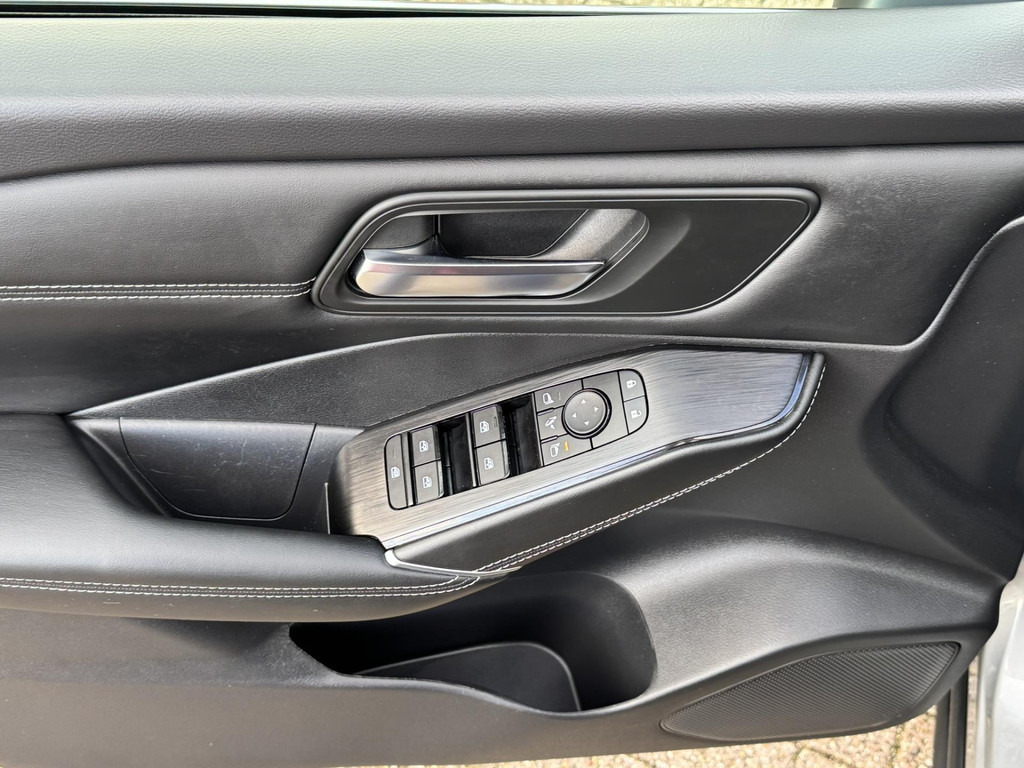 SUV Nissan QASHQAI-1.5 e-Power Business Design Adaptive cruise Climate control Full LED 360 camera Dodehoekdetectie Apple / Android: picture 18 SUV Nissan QASHQAI-1.5 e-Power Business Design Adaptive cruise Climate control Full LED 360 camera Dodehoekdetectie Apple / Android: picture 18