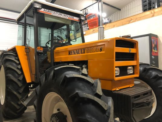 Renault 681-4S Tracteur - Farm tractor: picture 1 Renault 681-4S Tracteur - Farm tractor: picture 1