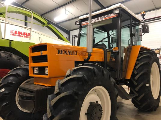 Renault 681-4S Tracteur - Farm tractor: picture 2 Renault 681-4S Tracteur - Farm tractor: picture 2