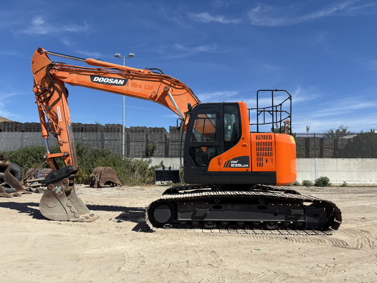 DOOSAN DX235LCR - Crawler excavator: picture 2 DOOSAN DX235LCR - Crawler excavator: picture 2