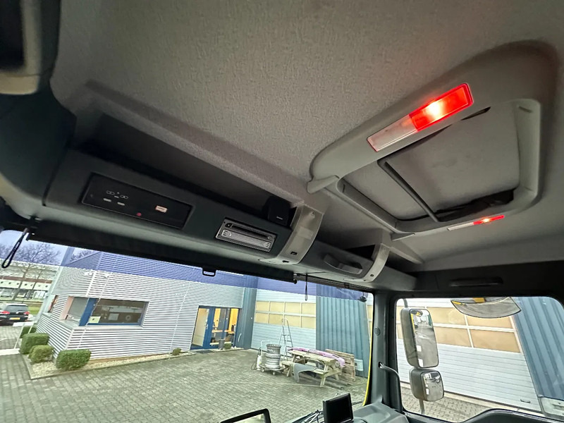 Box truck MAN TGL 12.240 Double Cabin *Only 80 Tkm* Ex Fire Truck: picture 16 Box truck MAN TGL 12.240 Double Cabin *Only 80 Tkm* Ex Fire Truck: picture 16