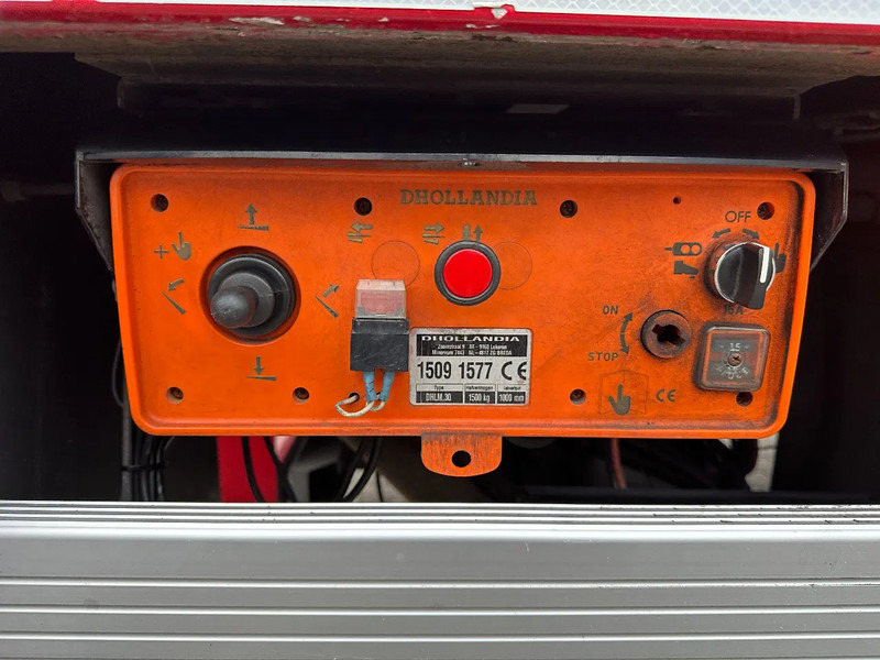 Mercedes-Benz Antos 2127 Aluminium Gesloten Opbouw / Kraanbok / LaadKlep / Euro 6 - Box truck: picture 5 Mercedes-Benz Antos 2127 Aluminium Gesloten Opbouw / Kraanbok / LaadKlep / Euro 6 - Box truck: picture 5