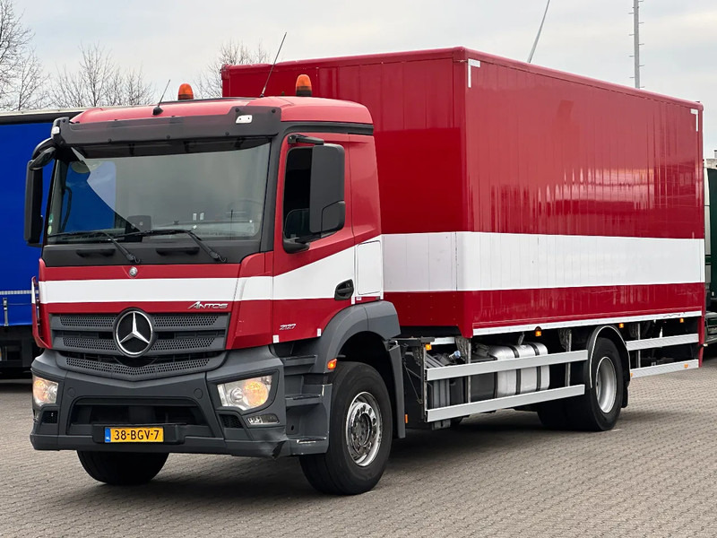 Mercedes-Benz Antos 2127 Aluminium Gesloten Opbouw / Kraanbok / LaadKlep / Euro 6 - Box truck: picture 1 Mercedes-Benz Antos 2127 Aluminium Gesloten Opbouw / Kraanbok / LaadKlep / Euro 6 - Box truck: picture 1