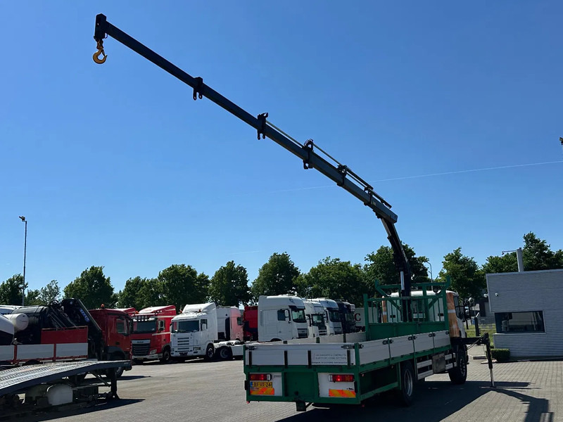 Scania P94-220 HIAB 102 / 5x Extentable / Euro 2 / Apk 02-2026! - Crane truck: picture 4 Scania P94-220 HIAB 102 / 5x Extentable / Euro 2 / Apk 02-2026! - Crane truck: picture 4