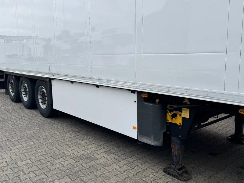 Schmitz Cargobull Thermo King SLXe 200 / Disc Brakes / Flower Width - Refrigerated semi-trailer: picture 4 Schmitz Cargobull Thermo King SLXe 200 / Disc Brakes / Flower Width - Refrigerated semi-trailer: picture 4