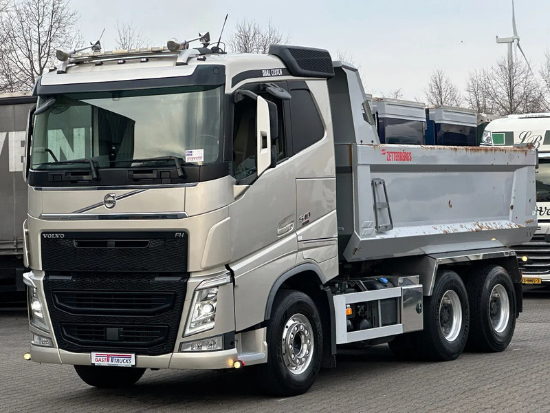 Volvo FH 540 6x4 Big Axle Tipper Tandem Lift Retarder Euro 6 Dual Clutch - Cab chassis truck: picture 2 Volvo FH 540 6x4 Big Axle Tipper Tandem Lift Retarder Euro 6 Dual Clutch - Cab chassis truck: picture 2