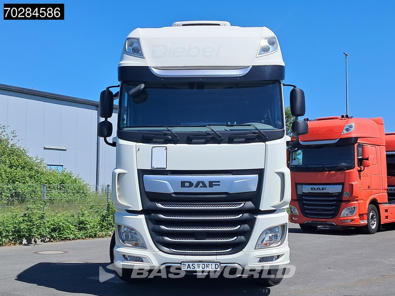 Container transporter/ Swap body truck DAF XF 450 6X2 BDF SSC Retarder 2x Tanks Liftachse Standklima LED ACC Euro 6: picture 7