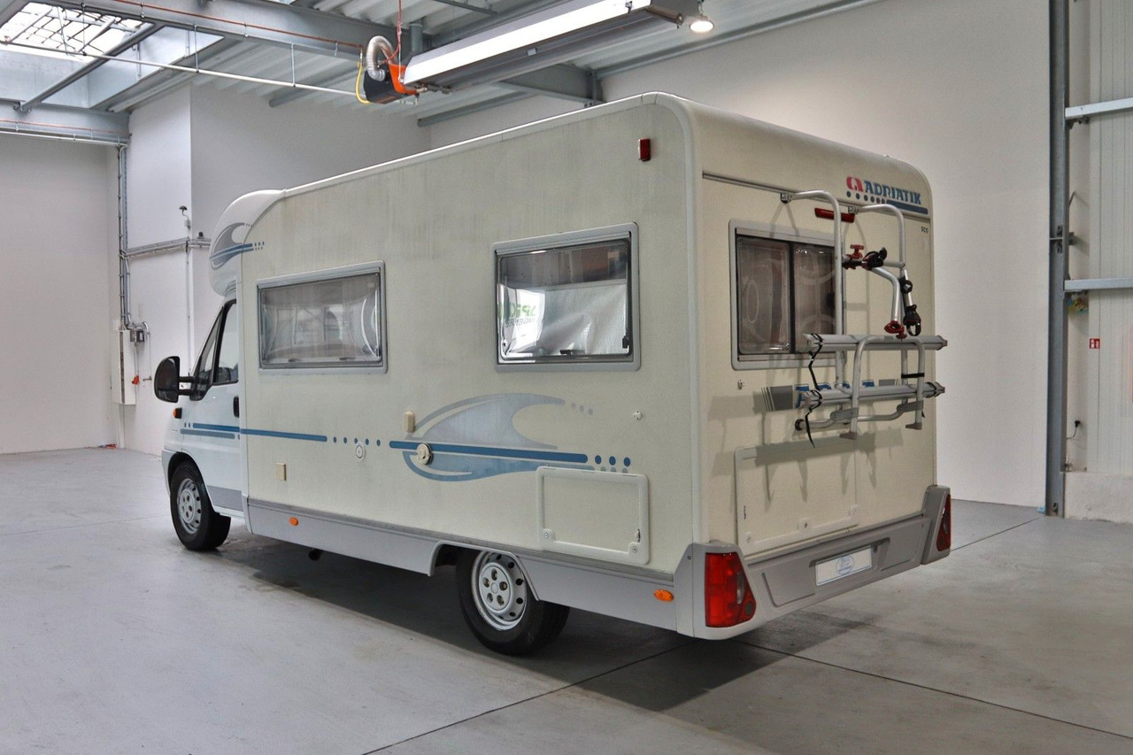 Adria Coral 590 DS / Festbett / Sehr gepflegt - Semi-integrated motorhome: picture 3 Adria Coral 590 DS / Festbett / Sehr gepflegt - Semi-integrated motorhome: picture 3