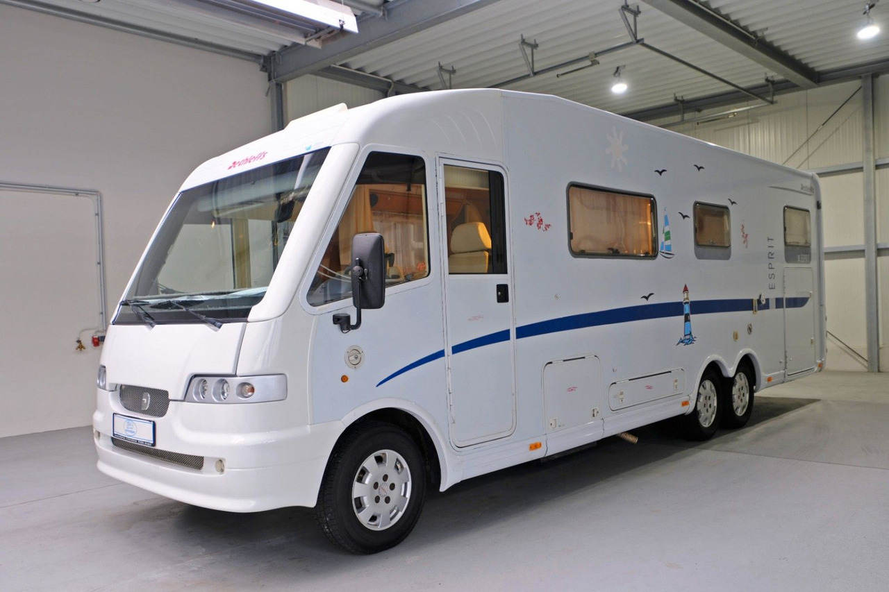 Dethleffs Esprit I 7870/Festbett+Hubbett/2xKlima/Solar - Integrated motorhome: picture 2 Dethleffs Esprit I 7870/Festbett+Hubbett/2xKlima/Solar - Integrated motorhome: picture 2