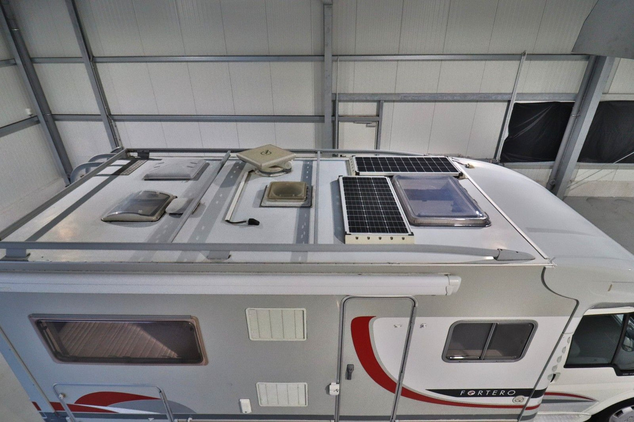 Dethleffs Fortero H 6945/Festbett/Klima/Solar/Markise/AHK - Semi-integrated motorhome: picture 4 Dethleffs Fortero H 6945/Festbett/Klima/Solar/Markise/AHK - Semi-integrated motorhome: picture 4